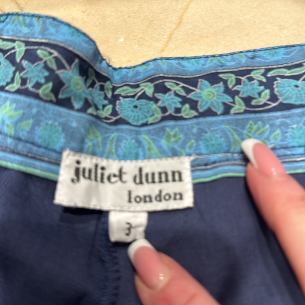 Brand new Juliet Dunn shorts - Picture 2 of 5
